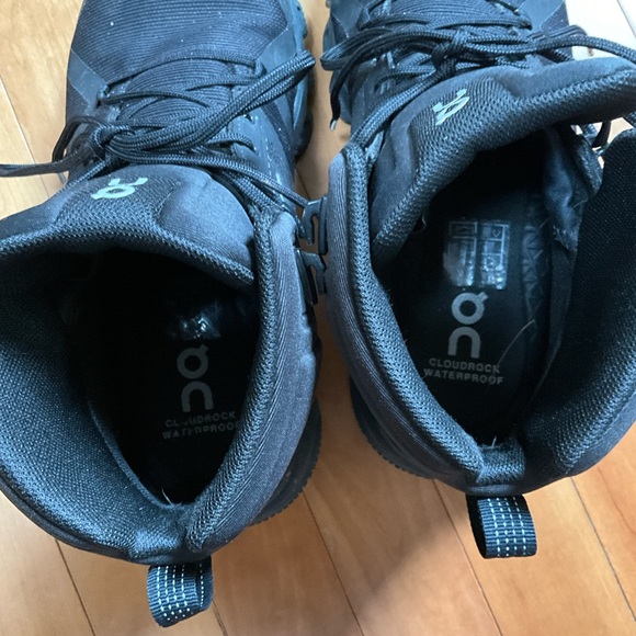 On Cloudrock Waterproof Hiking boots - Picture 3 of 7